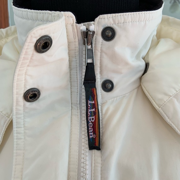 L.L. Beans Woman’s Winter Coat - Picture 5 of 13